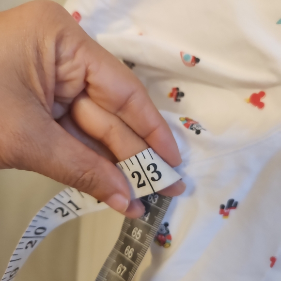 Disney button up shirt size L - Picture 4 of 8